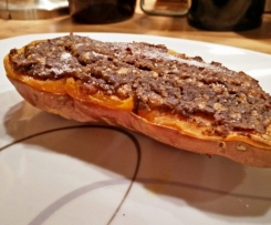 Süßkartoffelschiffchen mit Champignons-Maronen-Ziegenkäse überbacken