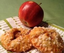 Apple Caramel Mini Pies 