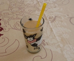 Leckerer und Super Gesunder Chia Samen Apfel - Bananensmoothie