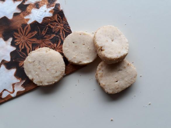 Eierlikör-Nusstaler