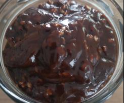 Nougat-Sahnelikör-Creme