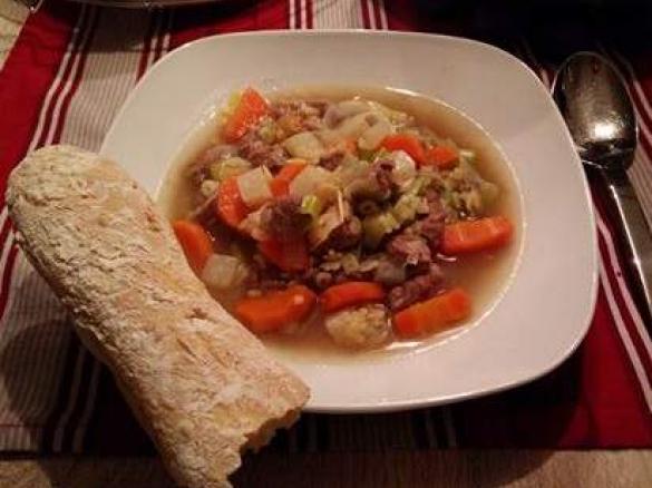 Omas Rindfleischsuppe