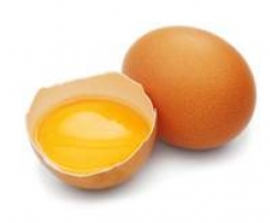 Omas Eierlikör nach Deutschem Arzneibuch