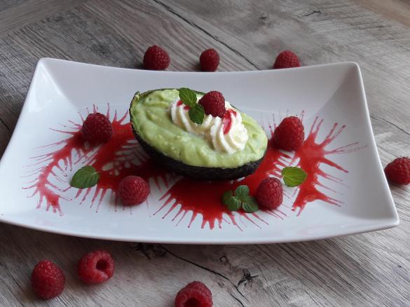 Avocado-Zitronen-Dessert
