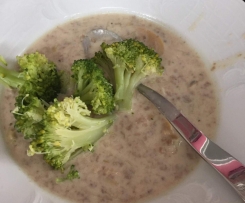 Käsesuppe mit Hackfleisch