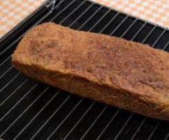 Karotten-Mandel-Brot