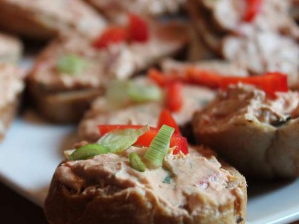 Thunfischsalat für Brot oder Brötchen