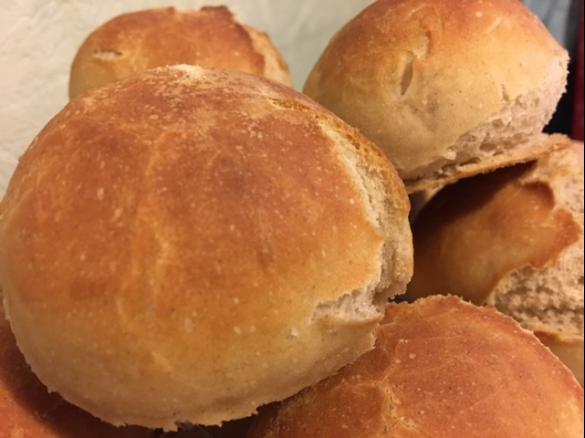 Schweizer Brötchen Bürli