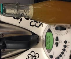 Apfelpunsch mit Amaretto