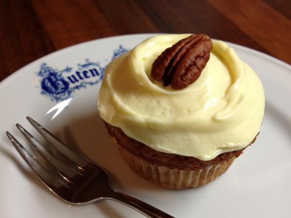 Hummingbird Cupcakes mit Frischkäse-Topping