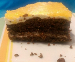 Saftiger Schoko-Nusskuchen mit Pfirsich-Creme