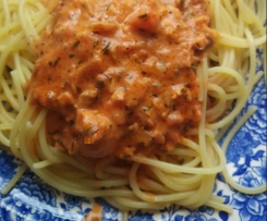 Leckere vegetarische Nudelsauce 