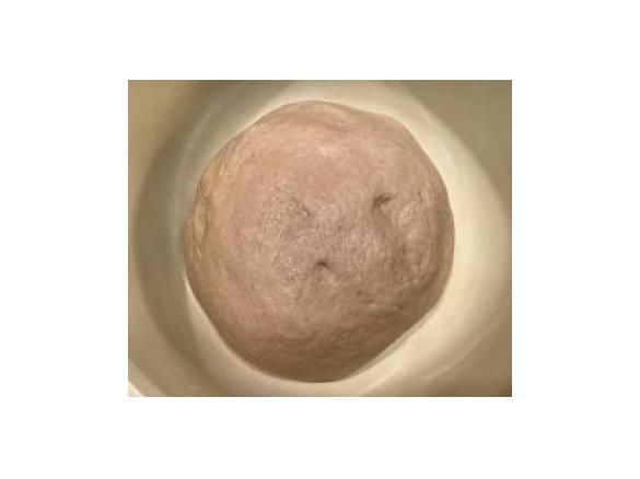 Pizzateig mit Dinkel und Roggen