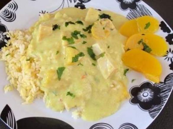 Hähnchen-Pfirsich-Topf