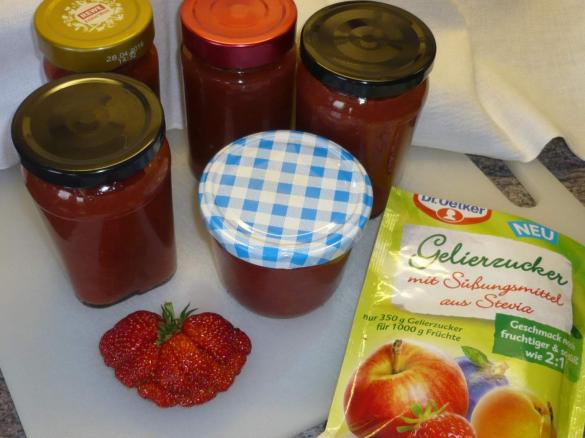 Erdbeer/Rhabarbermarmelade