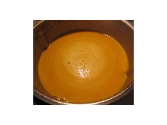 Möhren-Ingwer-Suppe oder Kürbis-Ingwer-Suppe