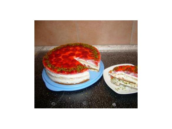 Erdbeertorte mit Knusperboden