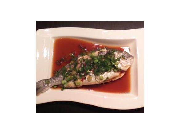 Dorade thai-style gedämpft