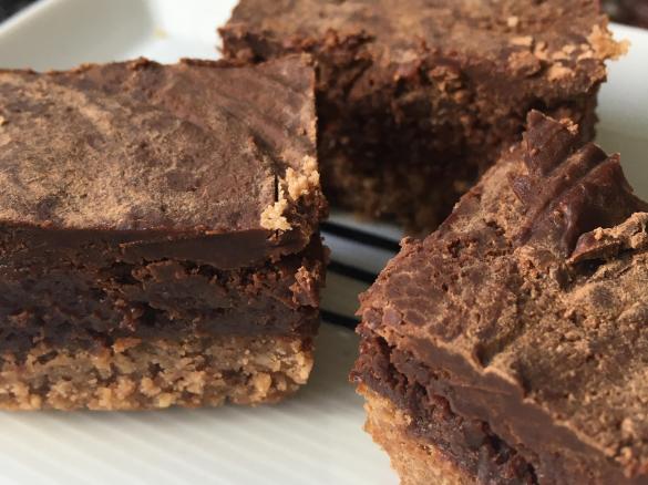 Australien Rum & Raisin chocolate slices - Australische Schokoecken mit Rum-Rosinen