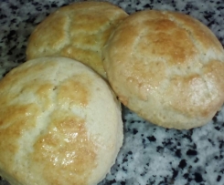 Scones mit Ahornsirup