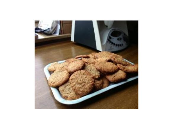 Haferflocken-Nuss-Kekse