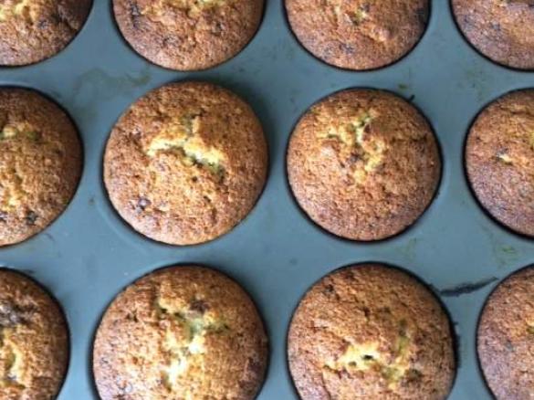 einfache Nuss-Schoko-Muffins