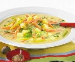 Variation von Kartoffelsuppe