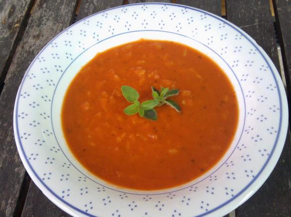 Tomatensuppe mit Reis