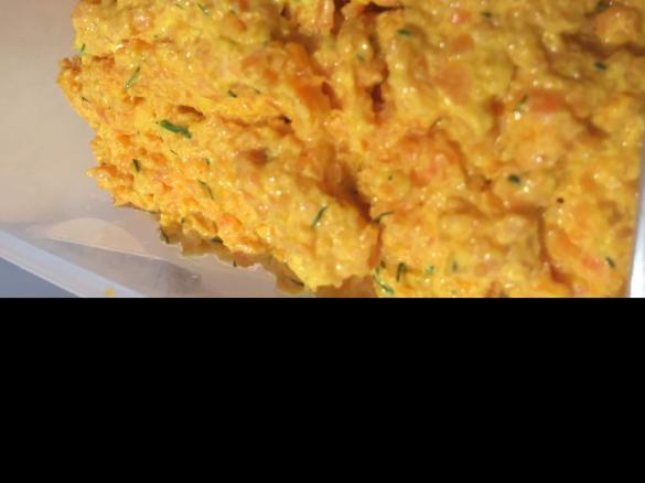 Joghurt-Möhren-Creme (a la Turka)