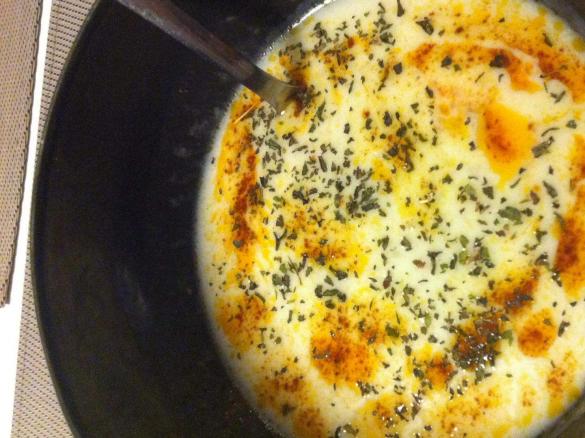 Türkische Joghurtsuppe 