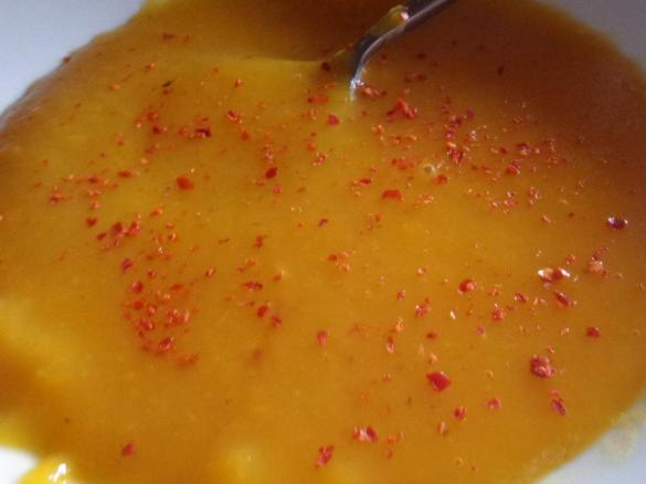 Möhren-Kartoffel-Suppe