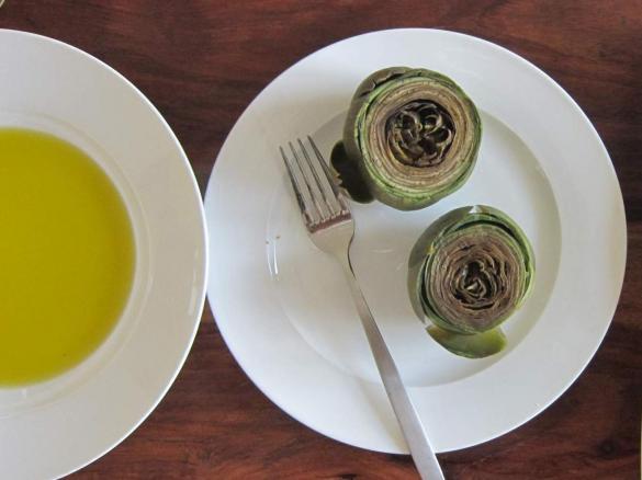 Gekochte Artischocken