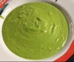 Brokkoli-Gorgonzola-Suppe