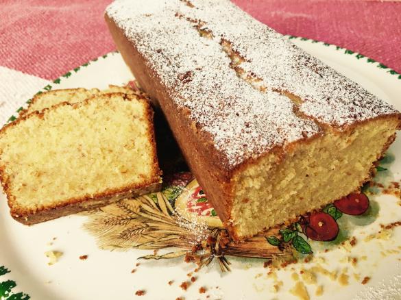 Zitronenkuchen mit Mandeln