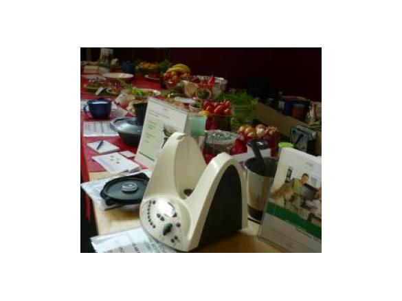 Hähnchenbrustfilets mit Gemüse und Kartoffeln und Gemüsesuppe (alles in einem Topf zur gleichen Zeit)