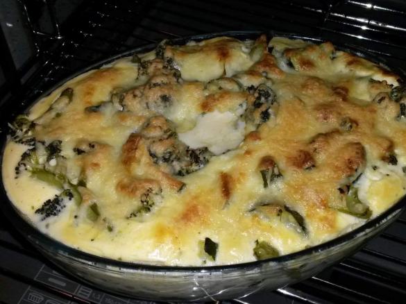 Brokkoli-Zucchini-Auflauf Lowcarb