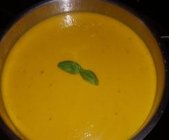 Kürbissuppe mit Ingwer und Orangensaft