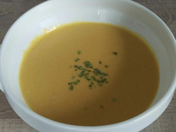 Würzige Kaisercremesuppe