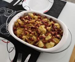 Blumenkohl-Nudelauflauf mit Kassler und Käsesoße