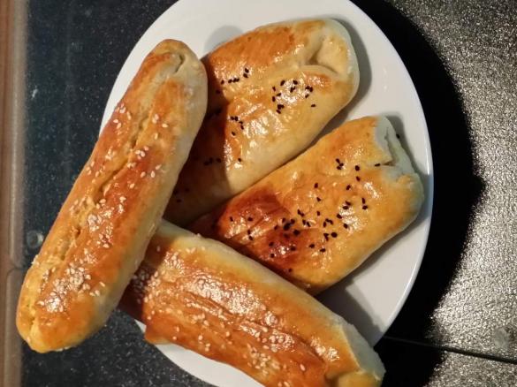 Hefeteig mit Kartoffel Füllung