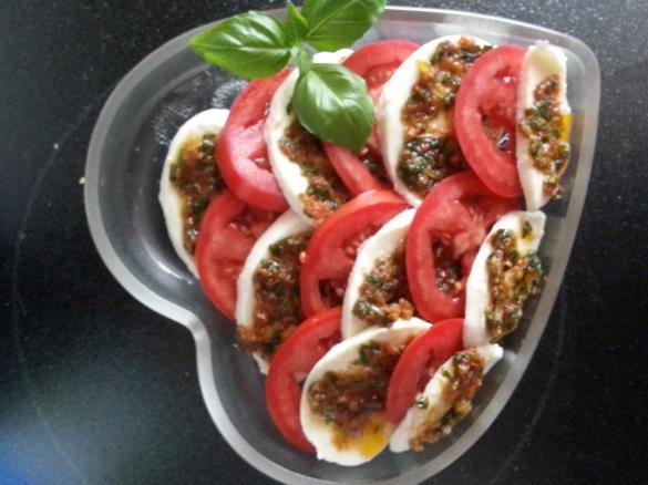 Rucola-Tomaten-Pesto 