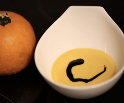 Süßkartoffel-Kürbis-Cremesuppe