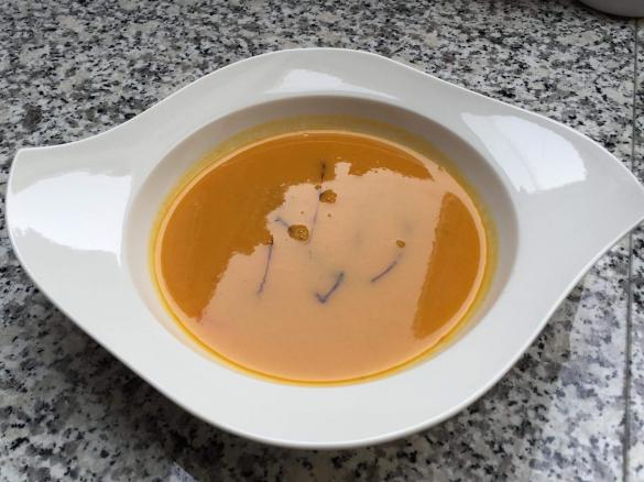 Tomaten-Kürbis-Suppe