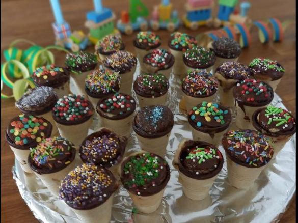 Kleine Kuchen in der Waffel