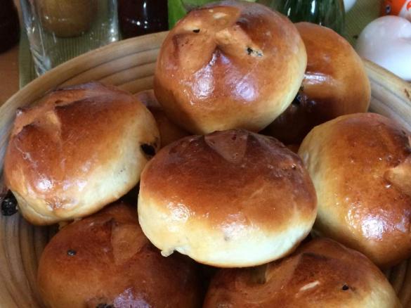 Rosinenbrötchen schnell!! (Milchbrötchen)