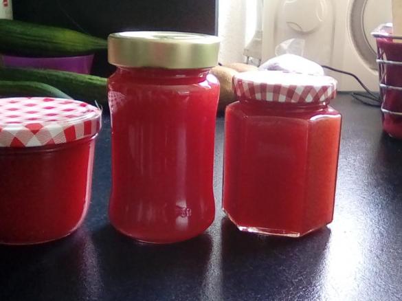 Variation Erdbeermarmelade mit Limettensaft