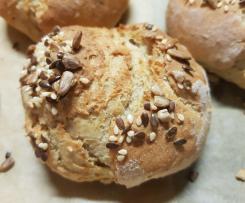 Kernige Joghurtbrötchen