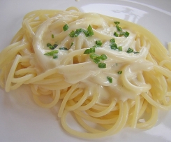 Käsesoße ganz schnell und sehr lecker