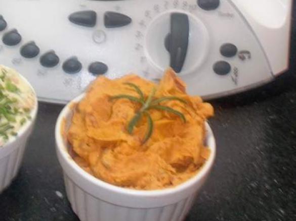 Tomaten-Parmesan-Butter