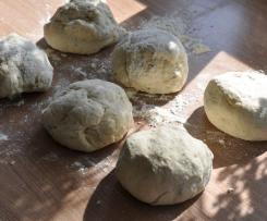 ** Der beste Pizzateig auf dem Gasgrill **